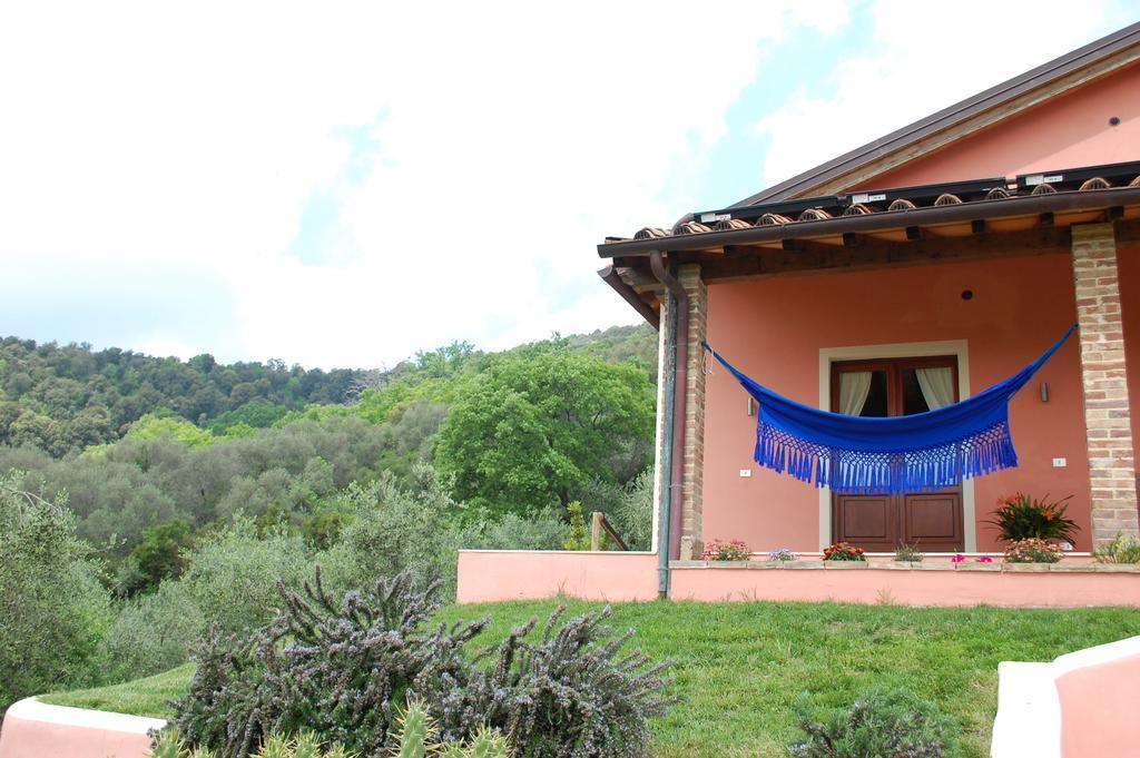 Il Pino Bed & Breakfast Vetulonia Exterior photo